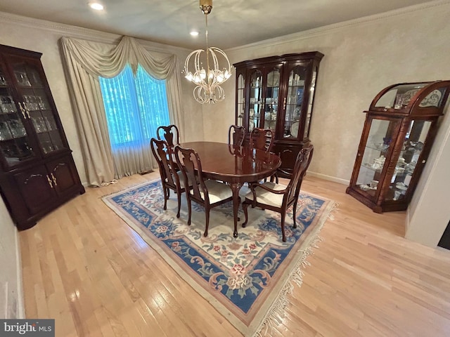 52 Dalton Way, Southampton, PA 18966 - dining room featuring light wood finished floors, a chandelier, ornamental molding, recessed lighting, and baseboards
