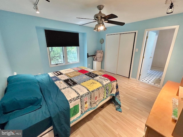 52 Dalton Way, Southampton, PA 18966 - bedroom featuring rail lighting, light wood-type flooring, a closet, and a ceiling fan