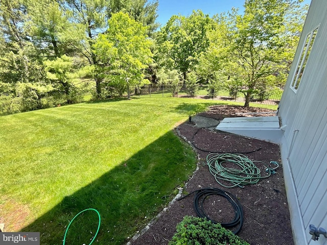 52 Dalton Way, Southampton, PA 18966 - view of yard with view of wooded area
