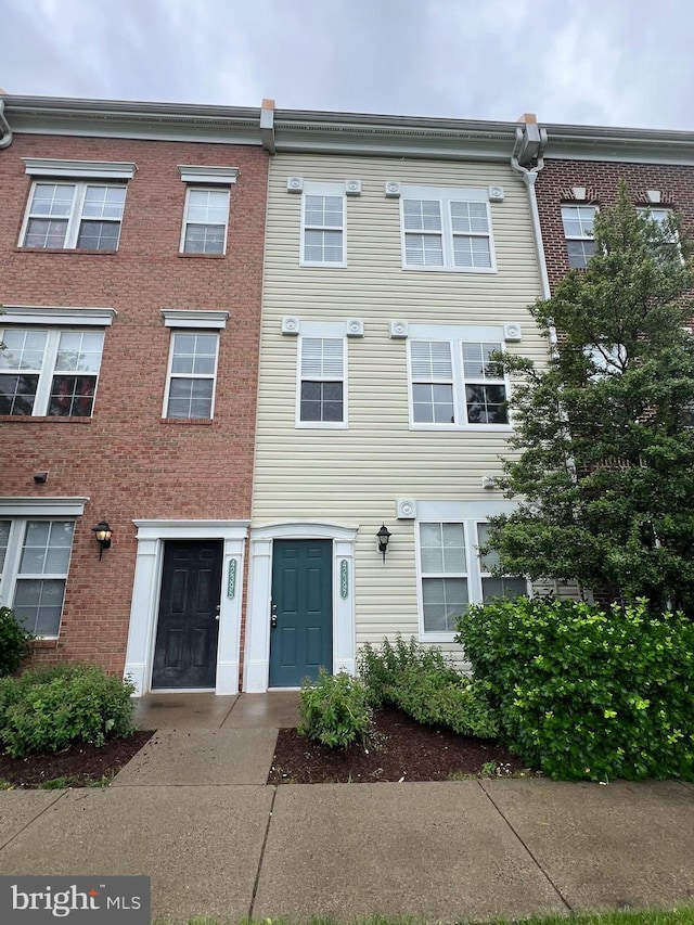 42397 Goldenseal Sq, Brambleton, VA 20148 - view of property