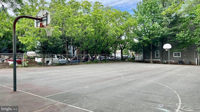 208 Eastern Ave, Annapolis, MD 21403 - view of basketball court with community basketball court