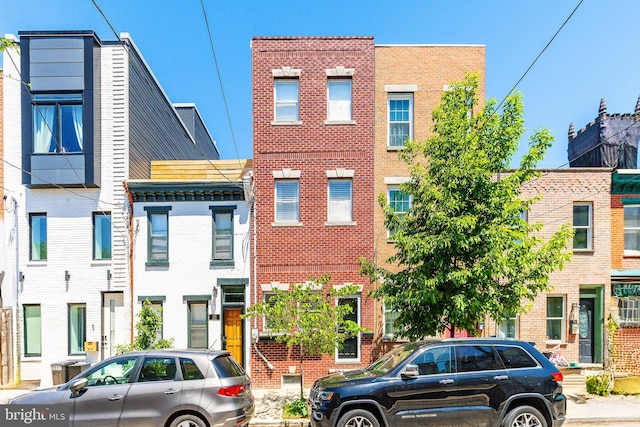 2113 Montrose St, Philadelphia, PA 19146 - multi unit property featuring brick siding