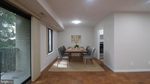 3100 S Manchester St Unit 224, Falls Church, VA 22044 - dining area featuring baseboards