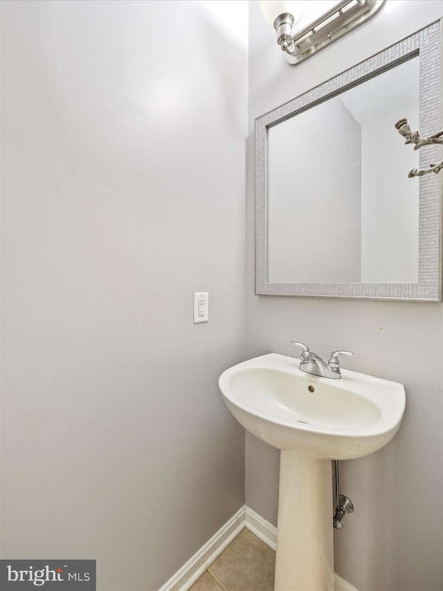 67 Tinning Ct, Hedgesville, WV 25427 - bathroom featuring baseboards and tile patterned floors