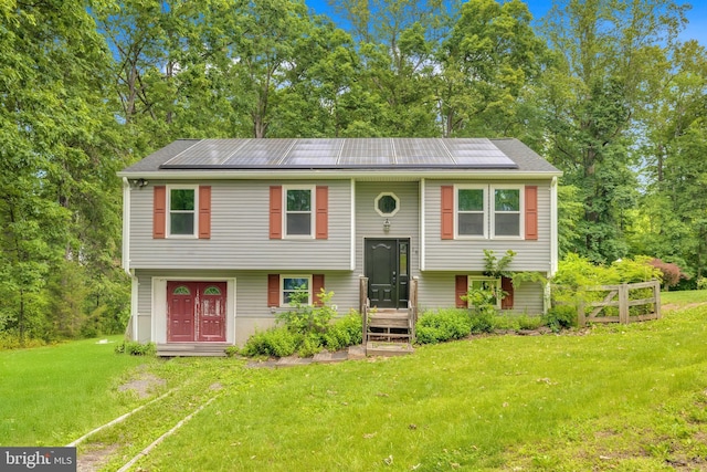16 Ryland Rd, Stafford, VA 22556 - bi-level home with a front lawn
