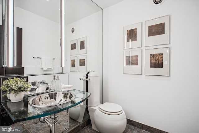 302 Ellsworth Dr, Silver Spring, MD 20910 - bathroom with toilet and a sink