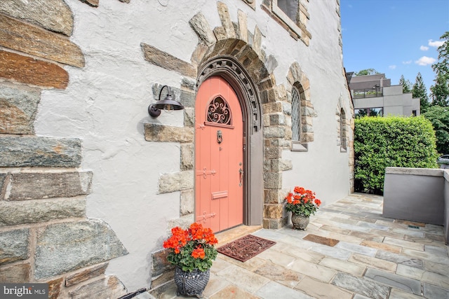 302 Ellsworth Dr, Silver Spring, MD 20910 - view of exterior entry featuring stone siding