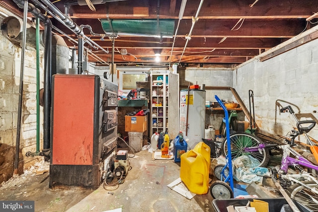 40 Reed Ave, Hamilton, NJ 08610 - unfinished below grade area with gas water heater