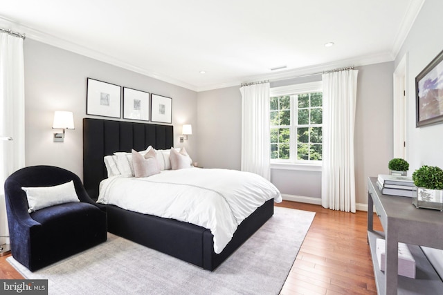 51 Farrier Ln, Newtown Square, PA 19073 - bedroom featuring wood finished floors, crown molding, recessed lighting, and baseboards
