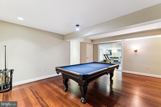 recreation room featuring baseboards, wood finished floors, billiards table, and recessed lighting