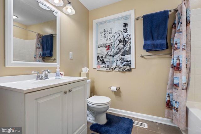 328 W Bay Front Rd, Lothian, MD 20711 - bathroom with vanity, tile patterned floors, toilet, baseboards, and shower / bath combo with shower curtain
