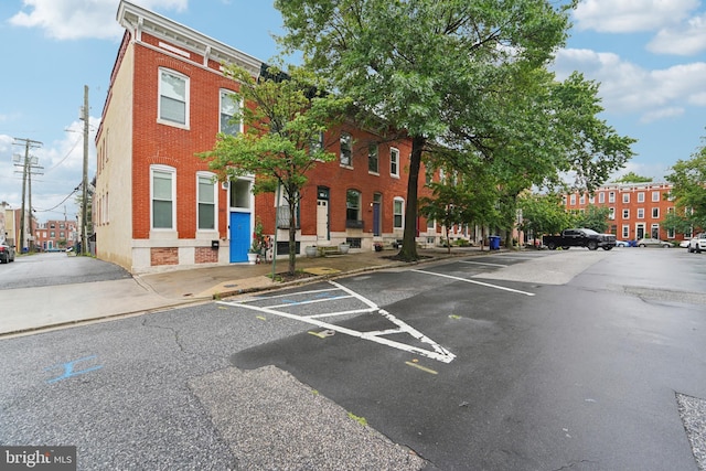 109 N Collington Ave, Baltimore, MD 21231 - view of property with uncovered parking