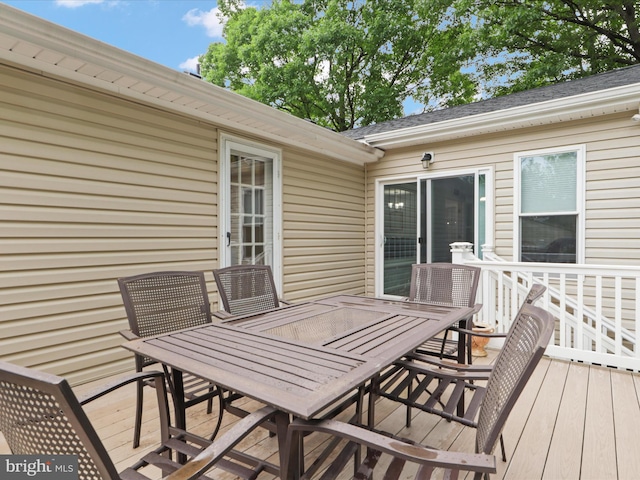 5281 Navaho Dr, Alexandria, VA 22312 - wooden terrace featuring outdoor dining space