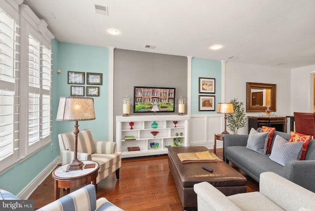 1418 N Rhodes St Unit B105, Arlington, VA 22209 - living room with wood finished floors and recessed lighting