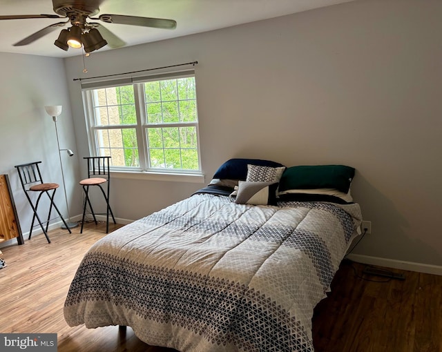 226 Smallwood Ct, West Chester, PA 19380 - bedroom featuring baseboards, light wood-style flooring, and a ceiling fan