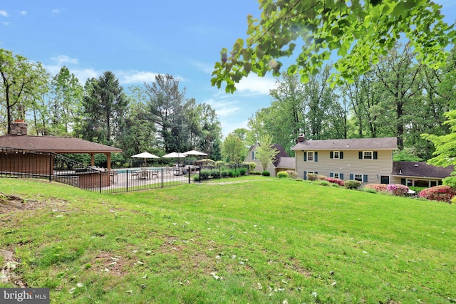 view of yard with view of scattered trees