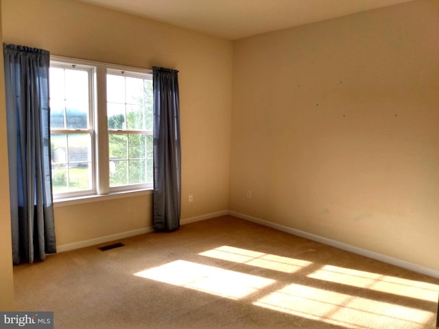 1372 Summerswood Dr, Saint Thomas, PA 17252 - carpeted spare room featuring baseboards