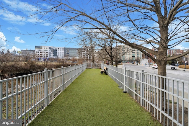 901 N Penn St Unit P2304, Philadelphia, PA 19123 - view of yard