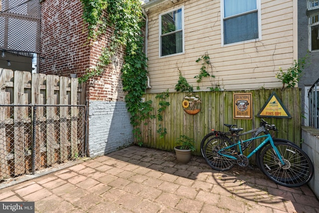117 E Clement St, Baltimore, MD 21230 - view of patio
