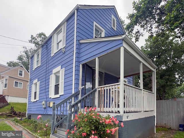 7020 Taylor Ter, Hyattsville, MD 20784 - view of front of home with a porch and fence