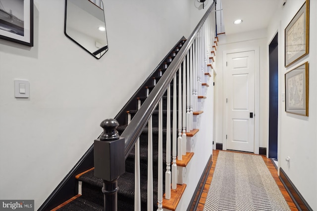 300 S Columbus St, Alexandria, VA 22314 - staircase featuring wood finished floors, recessed lighting, and baseboards