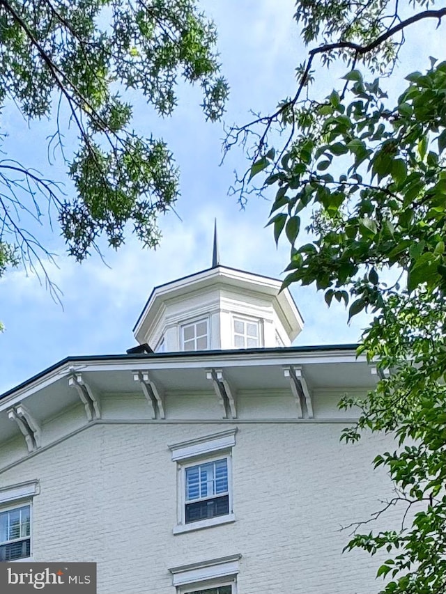 300 S Columbus St, Alexandria, VA 22314 - view of side of home with brick siding