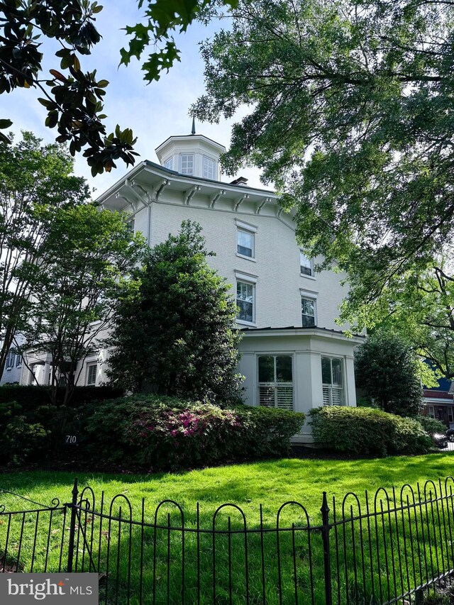 300 S Columbus St, Alexandria, VA 22314 - view of home's exterior