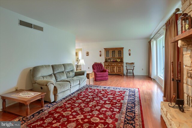 438 N 4th St, Halifax, PA 17032 - living area featuring wood finished floors and baseboards
