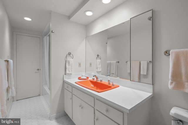 17810 Pond Rd, Ashton, MD 20861 - bathroom with vanity, toilet, recessed lighting, and bathing tub / shower combination