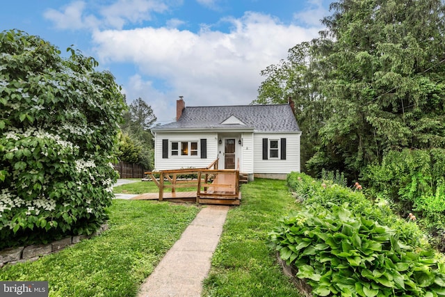 6109 Oakland Mills Rd, Sykesville, MD 21784 - bungalow-style house featuring a chimney and a deck