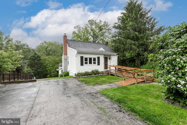6109 Oakland Mills Rd, Sykesville, MD 21784 - bungalow with a chimney