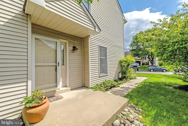 8803 Duveen Dr, Glenside, PA 19038 - property entrance with a yard