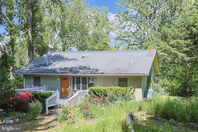 175 Mountain Heights Rd, Front Royal, VA 22630 - bungalow with covered porch and a chimney