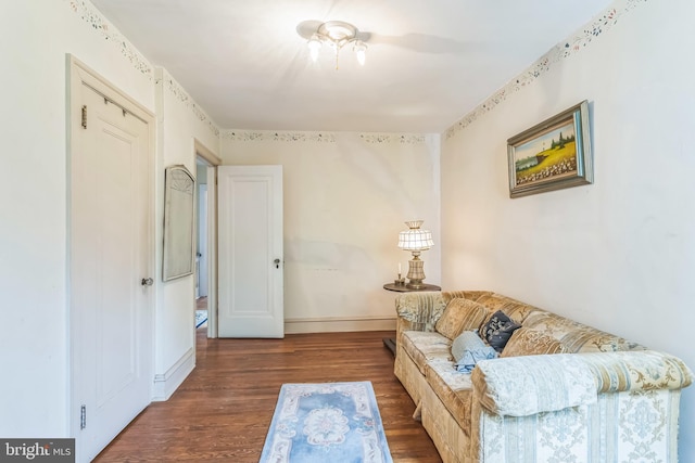 6427 Woodcrest Ave, Philadelphia, PA 19151 - living area with wood finished floors and baseboards