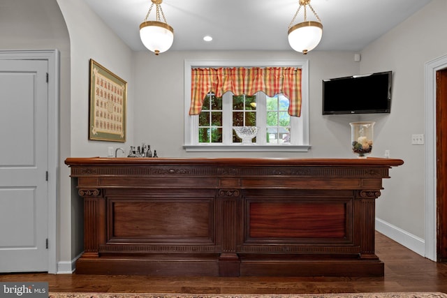 1182 Wrack Rd, Meadowbrook, PA 19046 - indoor bar featuring wood finished floors, baseboards, hanging light fixtures, and recessed lighting