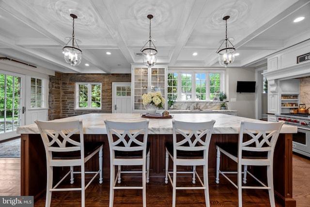 1182 Wrack Rd, Meadowbrook, PA 19046 - kitchen featuring a chandelier, premium range, a spacious island, coffered ceiling, and plenty of natural light