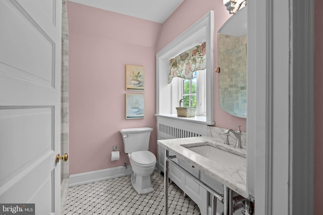 1182 Wrack Rd, Meadowbrook, PA 19046 - bathroom featuring baseboards, vanity, toilet, and tile patterned flooring