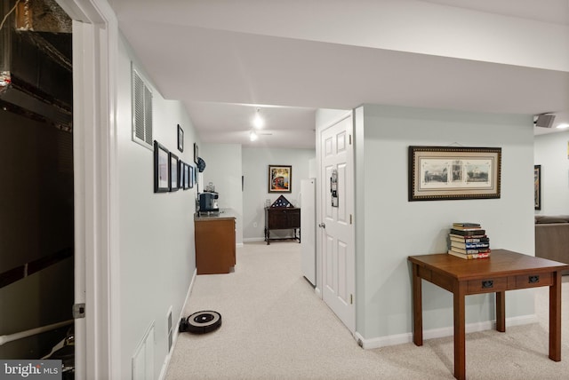 20355 Snowpoint Pl, Ashburn, VA 20147 - hallway featuring light carpet and baseboards