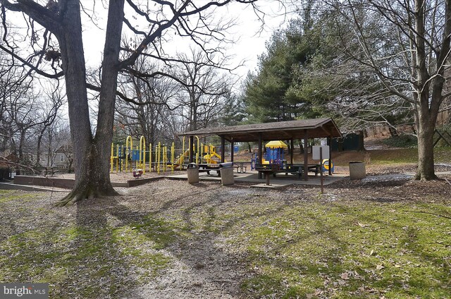 203 Spring Ave, Takoma Park, MD 20912 - view of yard featuring a gazebo
