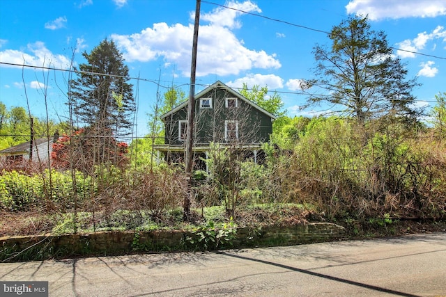 15 St Paul St, Shenandoah, PA 17976 - view of side of property