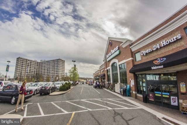 4600 Duke St Unit 512, Alexandria, VA 22304 - view of asphalt road