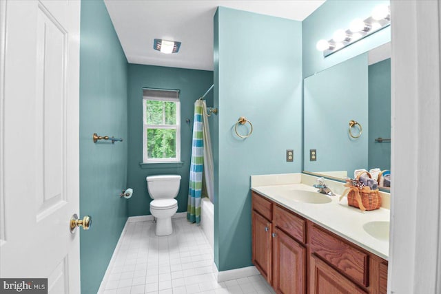 21 Bright Summer Way, Glenmoore, PA 19343 - bathroom with toilet, double vanity, baseboards, shower / tub combo with curtain, and tile patterned floors