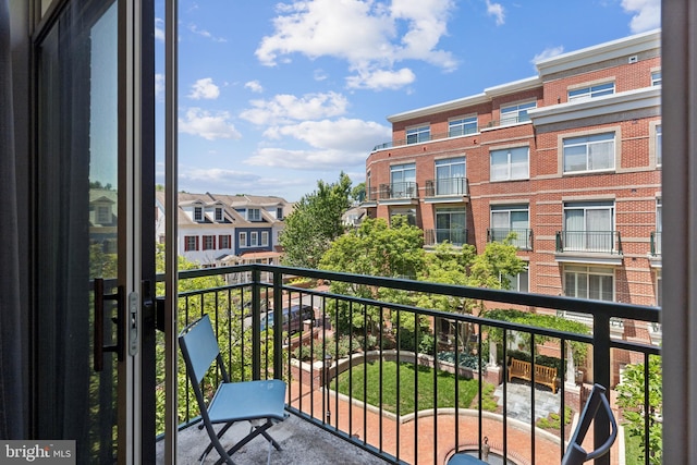 66 Franklin St Unit 307, Annapolis, MD 21401 - balcony with a residential view