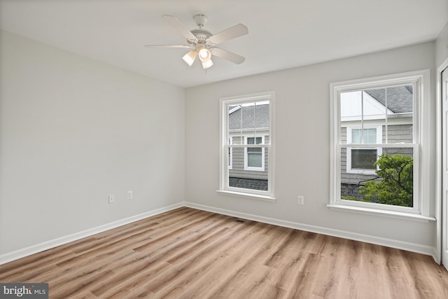 3823 9th Rd S, Arlington, VA 22204 - unfurnished room with light wood-style flooring, baseboards, and ceiling fan
