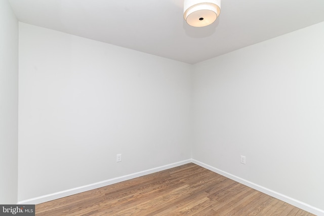 203 Shenandoah Rd, Cinnaminson, NJ 08077 - unfurnished room featuring wood finished floors and baseboards