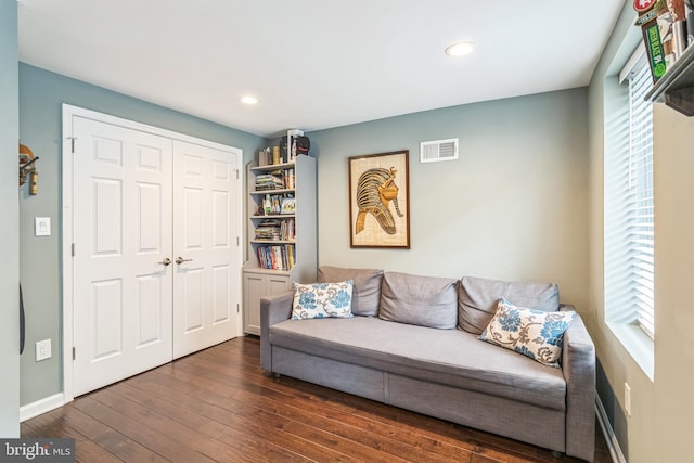1153 N Hancock St, Philadelphia, PA 19123 - living room with plenty of natural light, hardwood / wood-style flooring, recessed lighting, and baseboards
