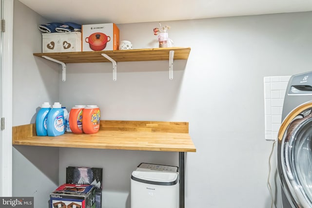 1153 N Hancock St, Philadelphia, PA 19123 - laundry room featuring washer / clothes dryer
