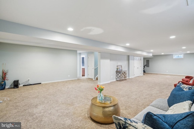 42004 Donnington Pl, Ashburn, VA 20148 - carpeted living area featuring recessed lighting and baseboards