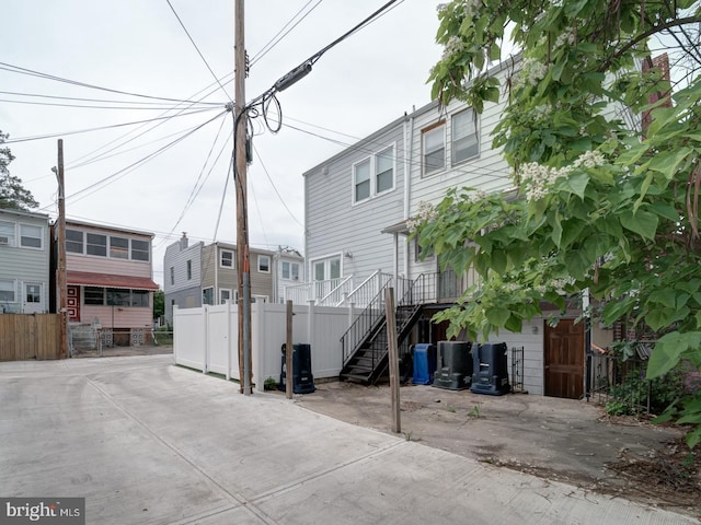 820 Tuckerman St NW, Washington, DC 20011 - back of house featuring stairway