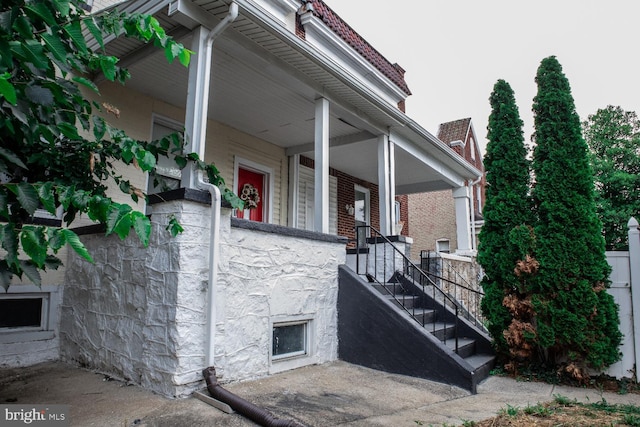 5519 Minnoka Ave, Baltimore, MD 21215 - doorway to property featuring a porch